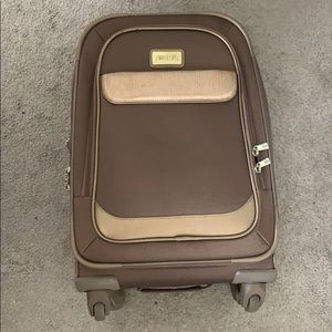 Jennifer Lopez luggage